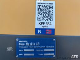Volvo EC250EL Excavator with GPS, Tiltrotator and 2 Buck