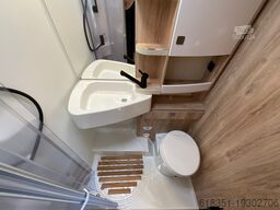 EURA MOBIL PROFILA T 660 EB, Markise, Automatik, Dachlüfter