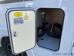 EURA MOBIL PROFILA T 660 EB, Markise, Automatik, Dachlüfter