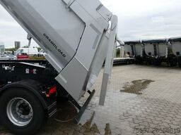 MEILLER 3-achs Stahlm. mit E-Verdeck u. hydr. Heckklappe