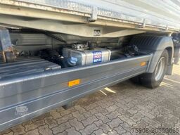 MERCEDES-BENZ Atego 1224 Kipper Kran Hiab XS 077 AHK Klima