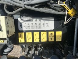 MERCEDES-BENZ Atego 1224 Kipper Kran Hiab XS 077 AHK Klima