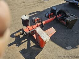 SMB TRAILER AXLE SINGLE TIRE DRUM. MISSING ONE HUBE.