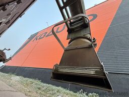  SCHÖRLING P17FV BROOM / BLOWER / 3053 HOURS