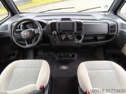 CARADO Carado I 447 180PS, HY4 Stützensystem