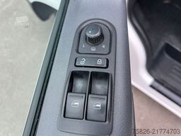 VOLKSWAGEN T5 Transporter*1.Hand*Klima*PDC*AHK*S-Heft*
