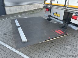 DAF CF 300 FA / Carrier Multi Temp Koeler / Burgers...