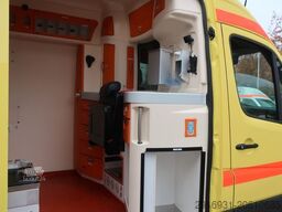 MERCEDES-BENZ Sprinter II 519 CDI 4X4/RTW/Klima/Kamera/FN: A61