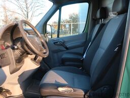 VOLKSWAGEN Crafter Kasten 35 mittel L2H2/Klima/AHK/FN: 237