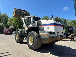Liebherr L 566