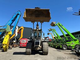 Liebherr L 566