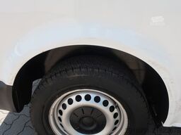 VW T6.1 Transporter Kasten lang FWD / Klima / PDC