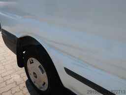 FORD Nr.208 Transit 9 Sitzer / Tempomat / Klima / AHK