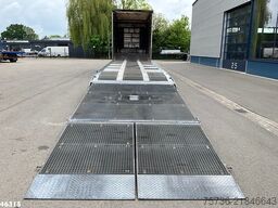Muller Mitteltal 3-assige dieplader met oprijrampen Machine / He...