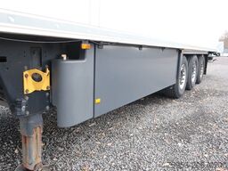 Schmitz SKO 24 Liftachse P-Kasten Carrier Vector 1950