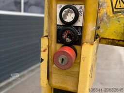 Boss 4,55m Arbeitsbühne Personenlift, BJ 2013