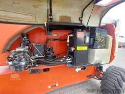JLG 800AJ