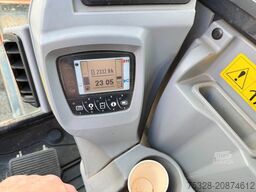 KUBOTA KX 080-4 Schnellwechsler 3xLöffel