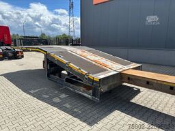 Broshuis 3ABSD Lowloader 3-axle / GVW: 53.000kg / Neck: ...