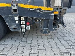 Broshuis 3ABSD Lowloader 3-axle / GVW: 53.000kg / Neck: ...
