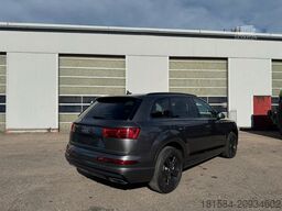 AUDI Q7 55 TFSI quattro tiptronic