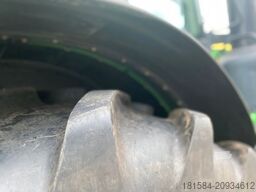 John Deere 6R 250