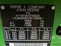 John Deere 6R 250