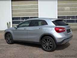 MERCEDES-BENZ GLA 250 4Matic (Bulgarische Papiere, kein Serv)