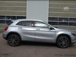MERCEDES-BENZ GLA 250 4Matic (Bulgarische Papiere, kein Serv)