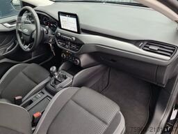 FORD Focus Limo 1.0 EB  Cool & Connect