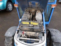ISEKI Traktor 4x4  4330 AHL   FH&FZ  &  Schneeschild