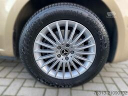 Mercedes-Benz V 300 4M STYLE Kompakt AHK 2,5t*Distronic*LED*