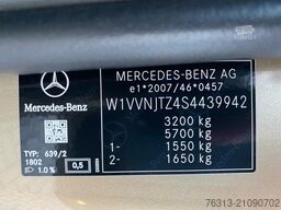 Mercedes-Benz V 300 4M STYLE Kompakt AHK 2,5t*Distronic*LED*