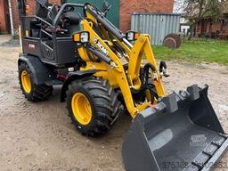 XCMG XC908 mit Euroschnellwechsler & klappbares Dach