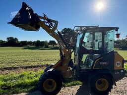 XCMG XC908/ 2,5 t/ Vorführer ***hebt Steinpalette ***