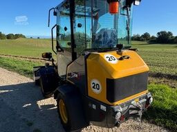 XCMG XC908/ 2,5 t/ Vorführer ***hebt Steinpalette ***