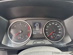 Volkswagen Crafter Kasten 35 2.0 TDI MR HD / Klimaanlage