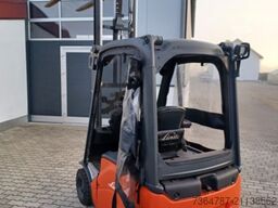 Linde Linde E16-01 Duplexmast, Seitenschieber