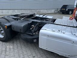 DAF CF 330 FT Sleeper Cab / 618 dkm / NL Truck / AP...