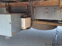 Scania P230 * 3 x Pedalen * Loadlift 2000 kg.