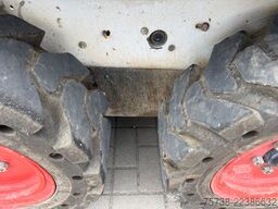 BOBCAT 553 /Schaufel + Palettengabel