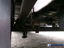 Volkswagen Crafter 4x2 curtain side van Euro 6