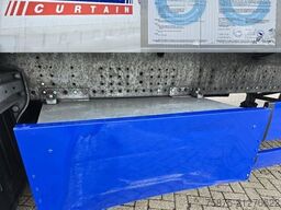 SCHMITZ CARGOBULL SCS 24/L - 13.62 EB PowerCurtain Liftachse