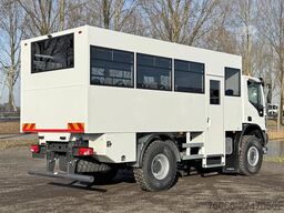 Iveco EuroCargo 150 E25WS Midi Bus (2 units)