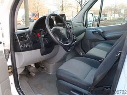 VOLKSWAGEN Crafter Pritsche 35 mittel L2 Doka/Klima/Nr. 230