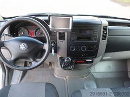 VOLKSWAGEN Crafter Pritsche 35 mittel L2 Doka/Klima/Nr. 230