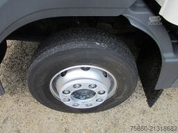 Mercedes-Benz 1230 Atego Koffer 8,14 m lang LBW Autom.