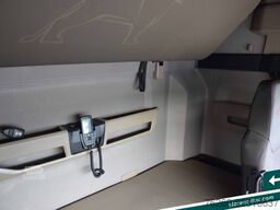 MAN TGX 18.520 Low Deck D30 Retarder Standkl.  MIETE