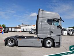 MAN TGX 18.520 Low Deck Hubsattelk. D30 Retar. MIETE