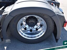 MAN TGX 18.520 Low Deck Hubsattelk. D30 Retar. MIETE